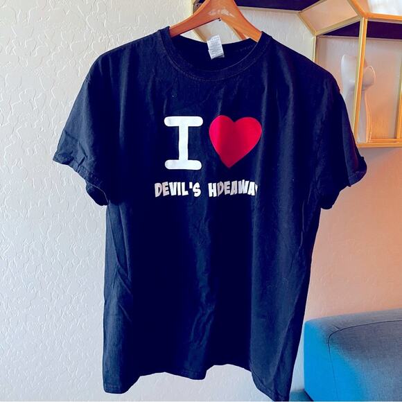 Gildan Auke Bay Alaska I Love Devil’s Hideaway indie punk emo shirt mens size L - Picture 1 of 7
